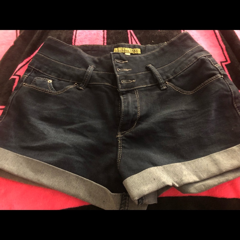 Denim cuffed shorts